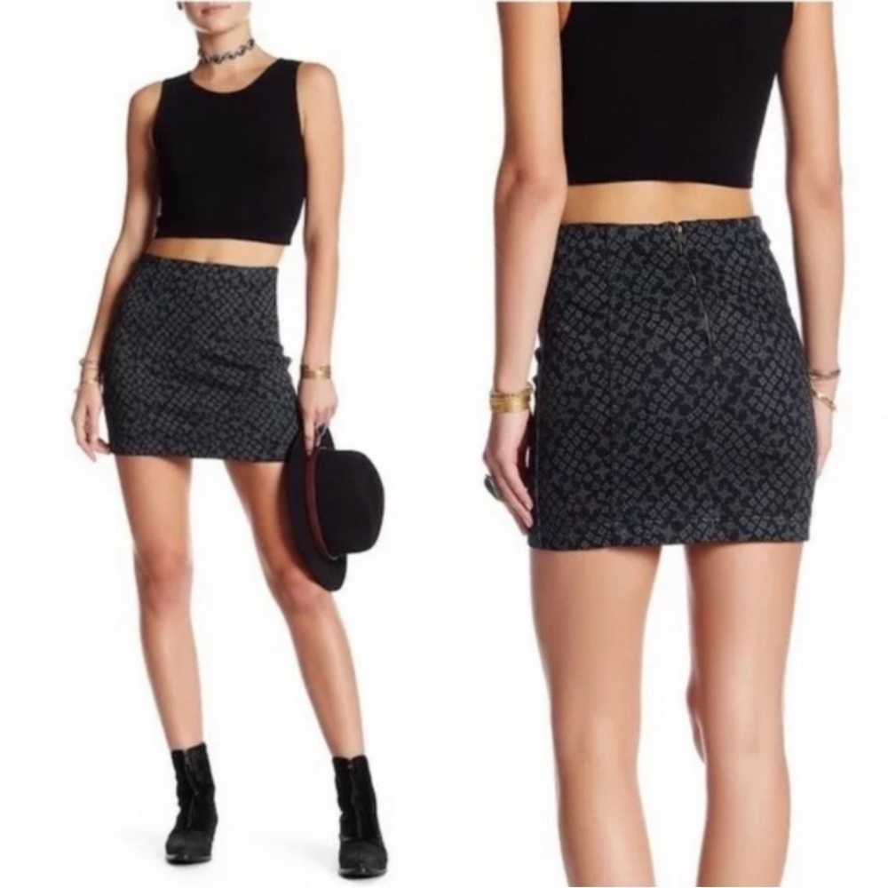 Free People Modern Femme Bohemian Print Stretch Denim Mini Skirt Size 12